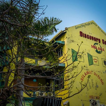 Discovery Cafe And Guesthouse 말라카 외부 사진